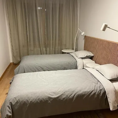 Dzivoklis Kastanas *